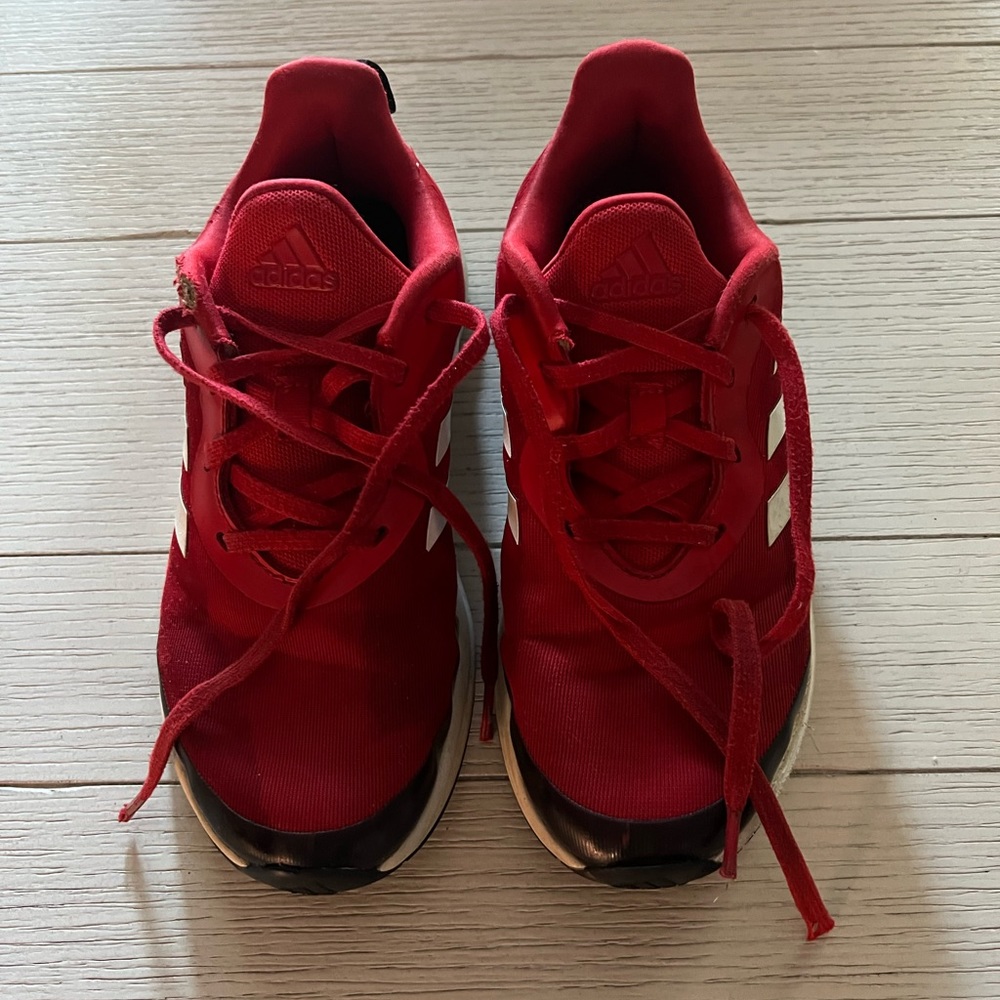 PAIR OF BOY'S RED ADIDAS GYM SHOES SNEAKERS SIZE 4 1/2 4.5